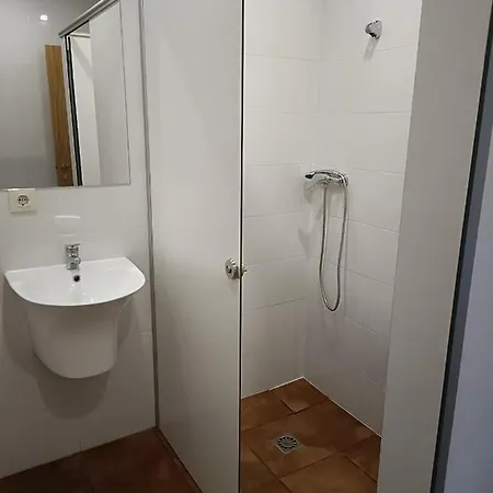 Mirador De Ribadiso Ostello *